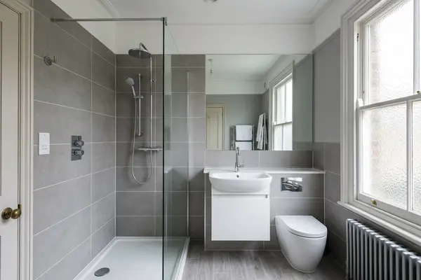 Illustration of a newly fitted bathroom